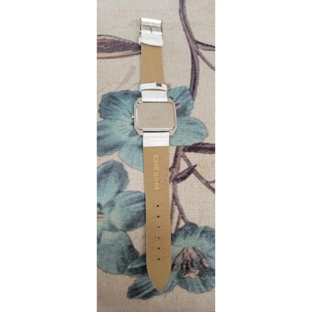 Vintage Cardini Elegant Dress Watch - White Croc-Embossed Leather Strap